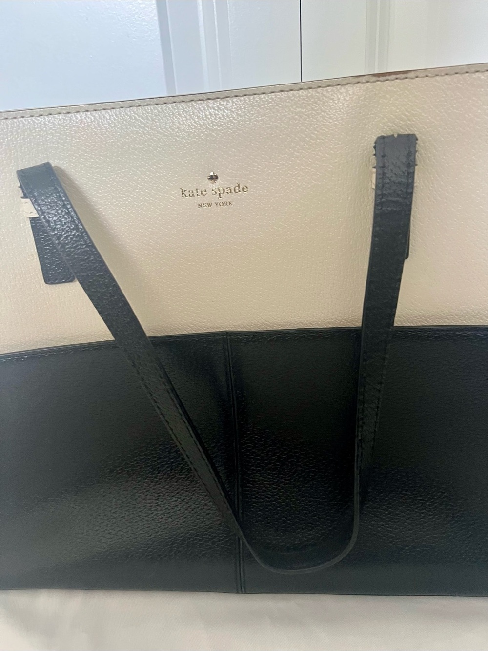 Kate Spade Black & Cream Leather Colorblock Tote - Picture 4 of 16